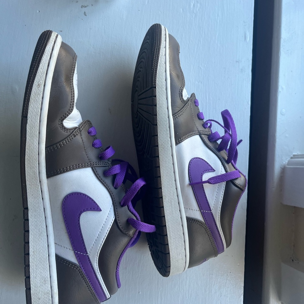 Air Jordan 1 low men’s 10.